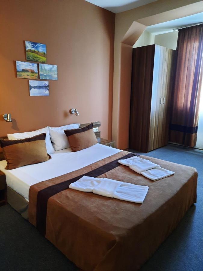 Hotel Mizia Targovishte  Exterior foto